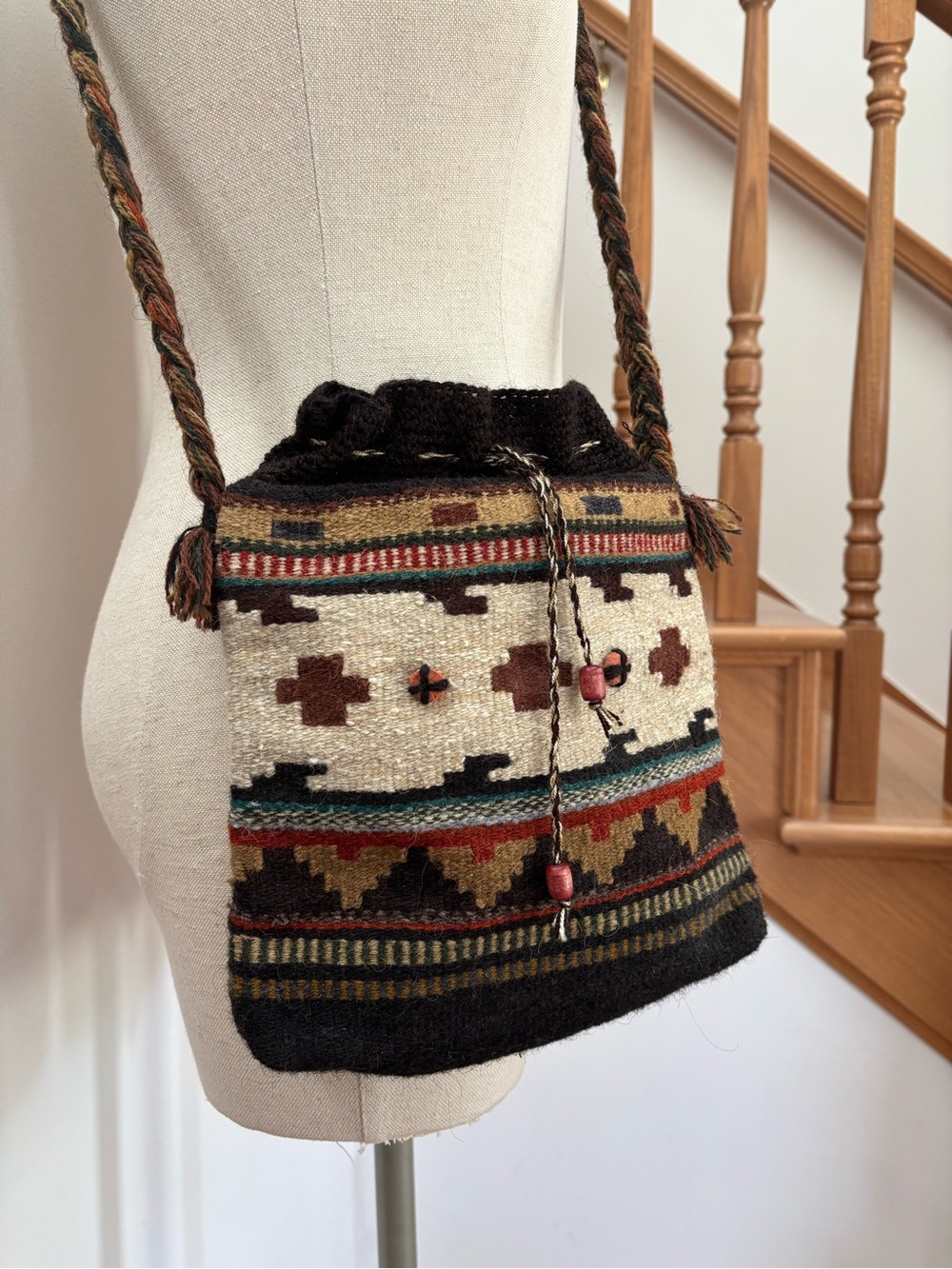 Vintage 1970's Woven Texture Crossbody Drawstring Purse